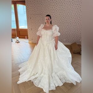 Selkie The Ivory Swan Song Gown NWT S